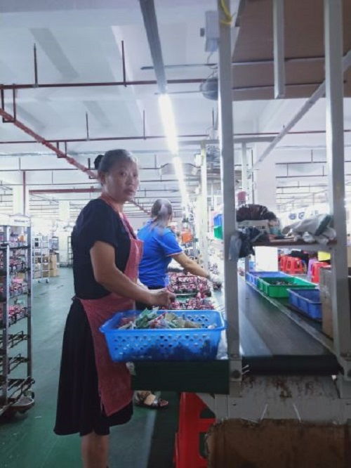 乡愁不减愁不再 记调研团探访水口镇小微企业对库区移民的就业影响